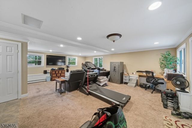 11 Glenbourne Dr, Boonton Twp., NJ 07005