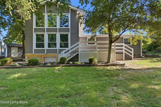 2009 Lonesome Hollow Rd, Louisville, KY 40272