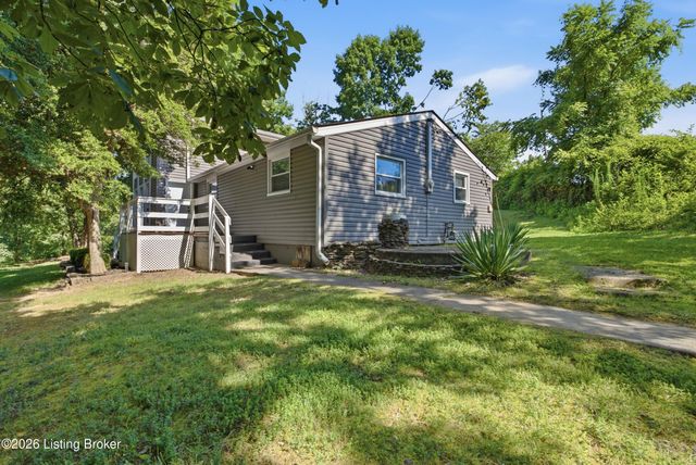 2009 Lonesome Hollow Rd, Louisville, KY 40272