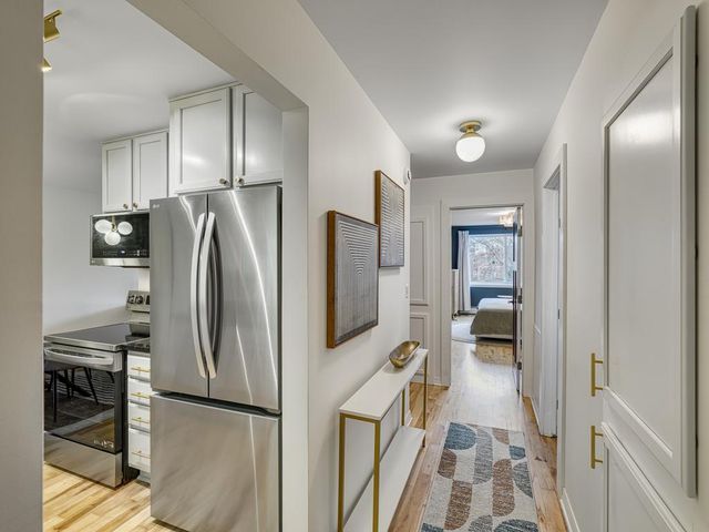 2700 W 44th Street 402, Minneapolis, MN 55410