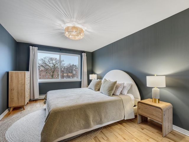 2700 W 44th Street 402, Minneapolis, MN 55410