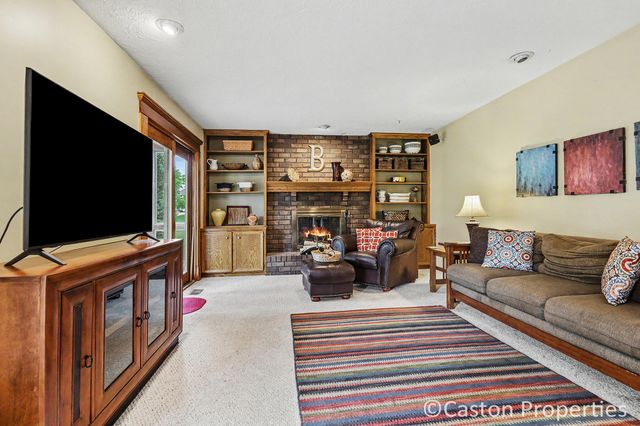 2143 Wolfboro Drive SE, Grand Rapids, MI 49508