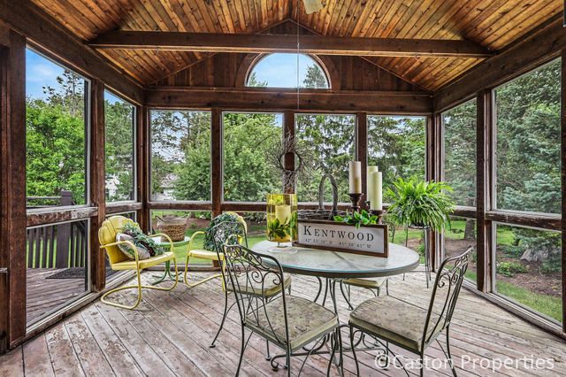 2143 Wolfboro Drive SE, Grand Rapids, MI 49508