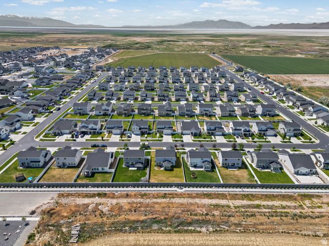 2647 W 3230 S, Syracuse, UT 84075