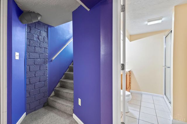 3828 St Johns Terrace, Deer Park, OH 45236