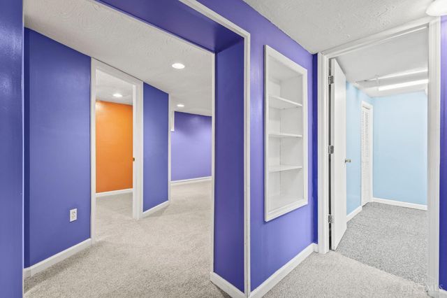 3828 St Johns Terrace, Deer Park, OH 45236