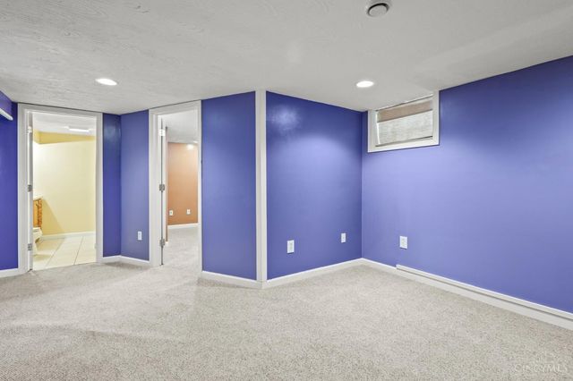 3828 St Johns Terrace, Deer Park, OH 45236