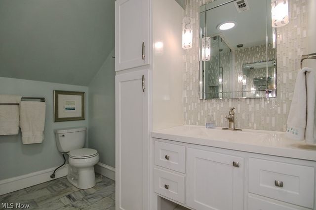 7839 Lake Shore Boulevard, Mentor On The Lake, OH 44060