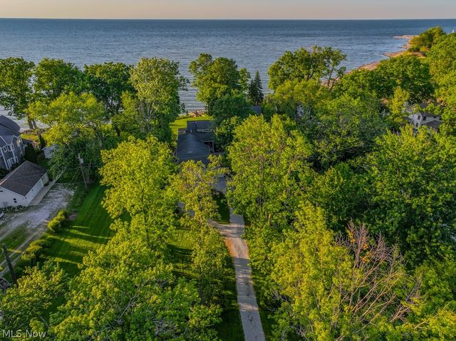 7839 Lake Shore Boulevard, Mentor On The Lake, OH 44060