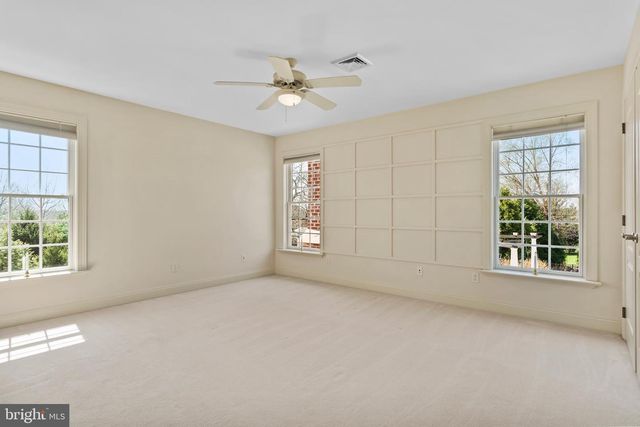 2301 CLARIDGE CT, Enola, PA 17025
