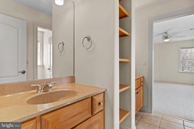 2301 CLARIDGE CT, Enola, PA 17025