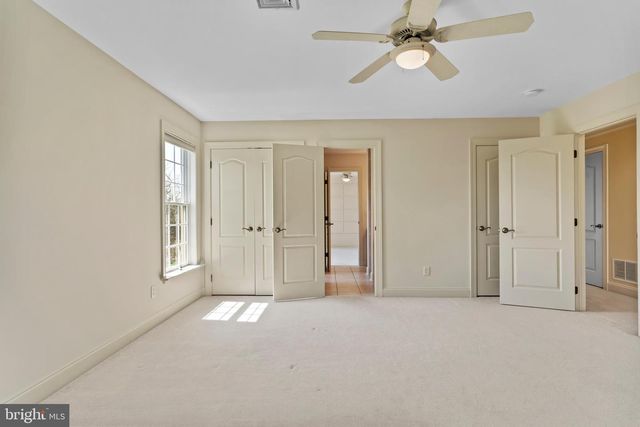 2301 CLARIDGE CT, Enola, PA 17025