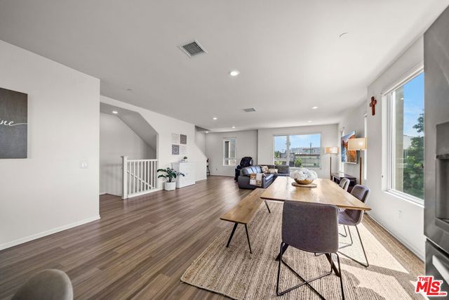 10712 Parrot Avenue, Downey, CA 90241