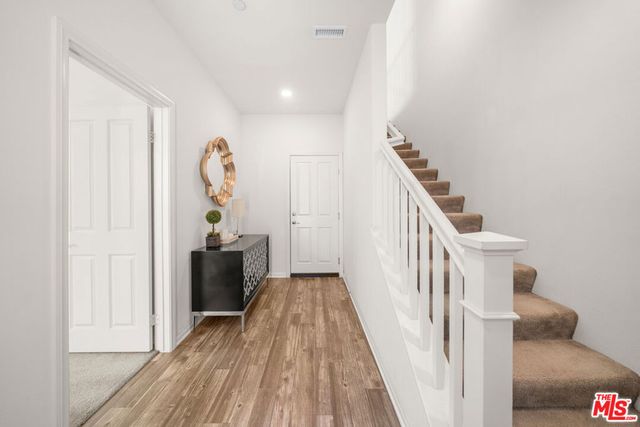 10712 Parrot Avenue, Downey, CA 90241