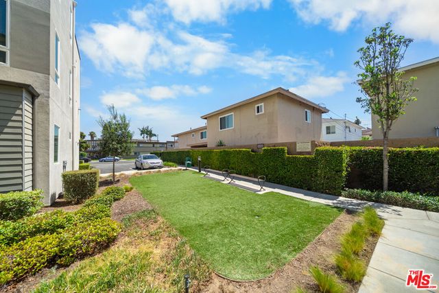 10712 Parrot Avenue, Downey, CA 90241