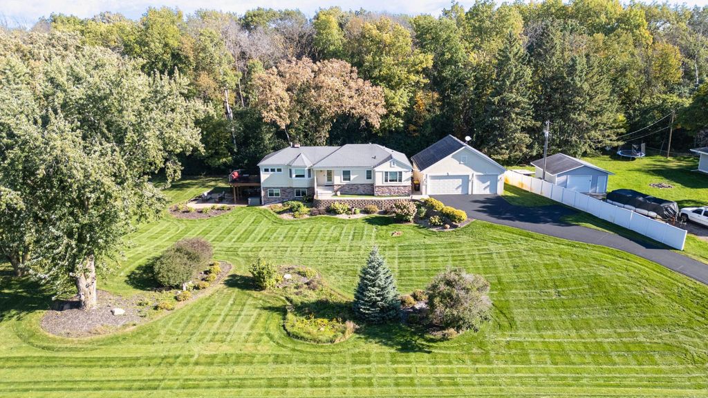 9910 Credit River Boulevard, Prior Lake, MN 55372 — photo 2