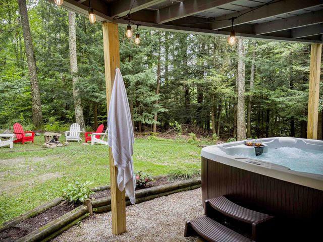 367 Shady Pines, Sunderland, VT 05250