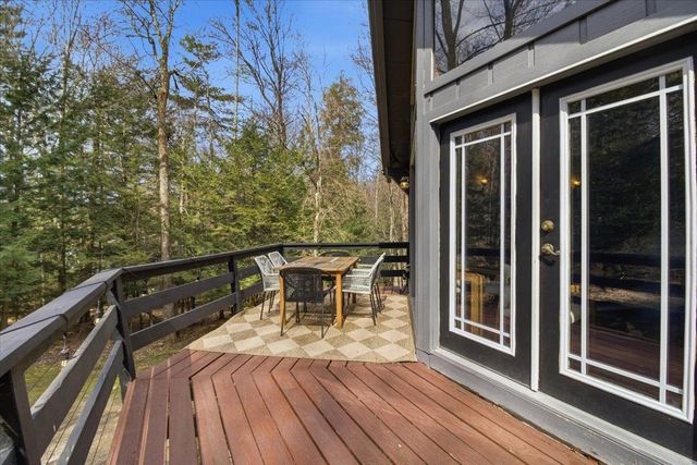 367 Shady Pines, Sunderland, VT 05250