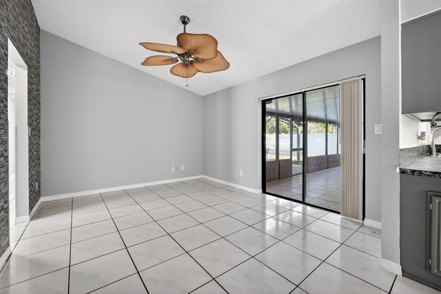 10464 BRIDLEWOOD AVENUE, Orlando, FL 32825