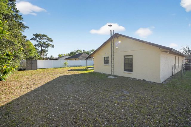 10464 BRIDLEWOOD AVENUE, Orlando, FL 32825