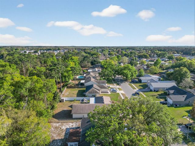 10464 BRIDLEWOOD AVENUE, Orlando, FL 32825