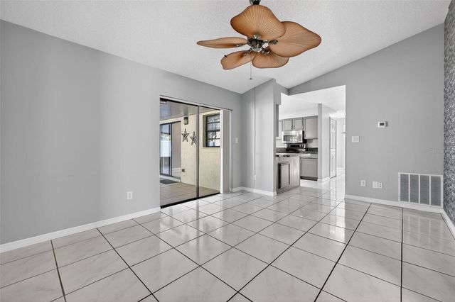 10464 BRIDLEWOOD AVENUE, Orlando, FL 32825