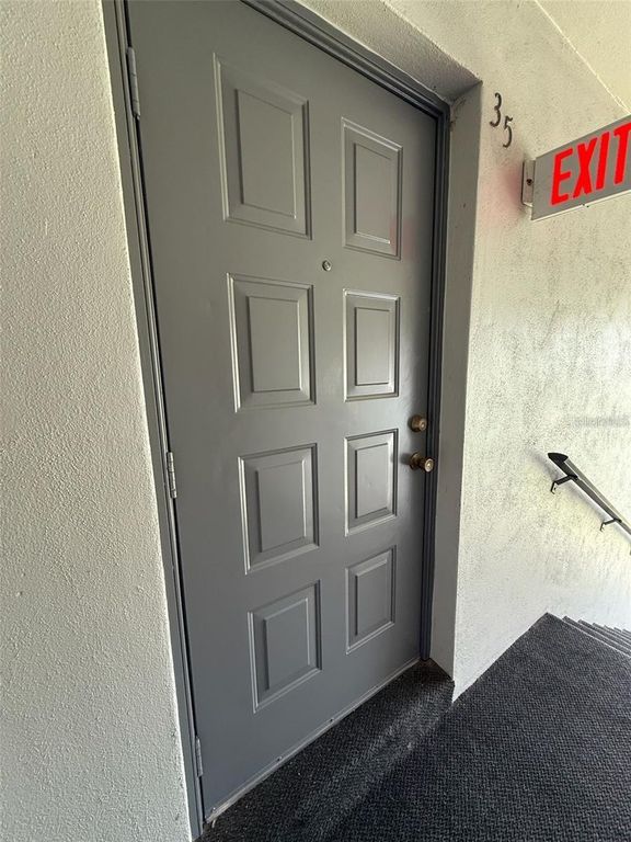 1235 S PINE RIDGE CIRCLE 35, Sanford, FL 32773