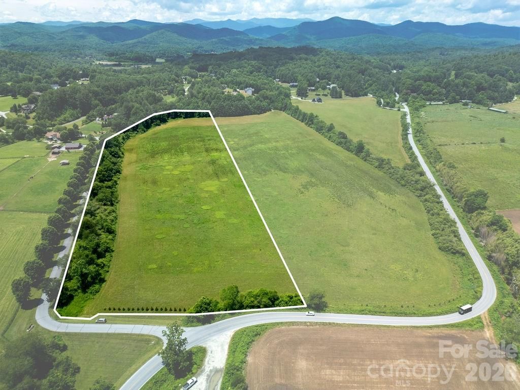Mini Farm 3 TBD Coventry Drive, Brevard, NC 28712