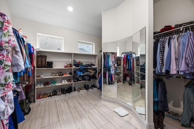 16807 Dry Creek Falls Boulevard, Cypress, TX 77433