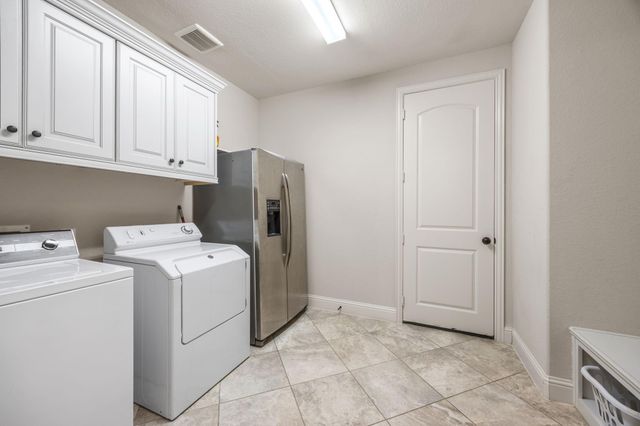 16807 Dry Creek Falls Boulevard, Cypress, TX 77433