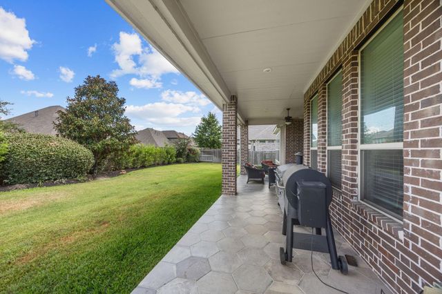 16807 Dry Creek Falls Boulevard, Cypress, TX 77433