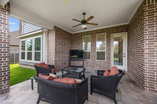 16807 Dry Creek Falls Boulevard, Cypress, TX 77433