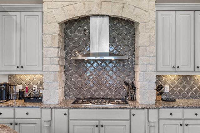 16807 Dry Creek Falls Boulevard, Cypress, TX 77433