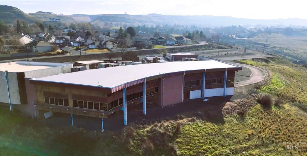 3444 Country Club Dr, Lewiston, ID 83501 photo 6