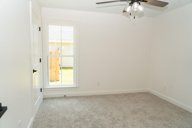 399 N George, Petal, MS 39465