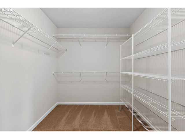 2081 SILVERSTONE Dr, Forest Grove, OR 97116