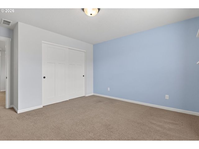 2081 SILVERSTONE Dr, Forest Grove, OR 97116