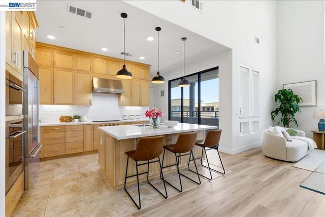 45349 Tom Blalock St 402, Fremont, CA 94539