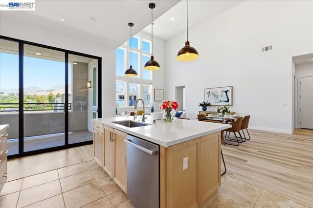 45349 Tom Blalock St 402, Fremont, CA 94539