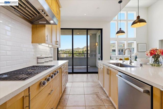 45349 Tom Blalock St 402, Fremont, CA 94539