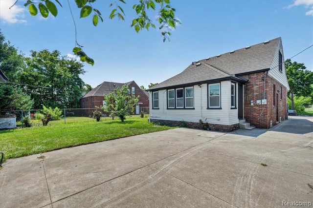 15726 Washburn Street, Detroit, MI 48238