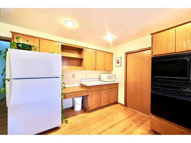 6780 Sw 153RD Ave, Beaverton, OR 97007