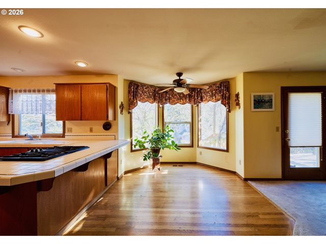 6780 Sw 153RD Ave, Beaverton, OR 97007