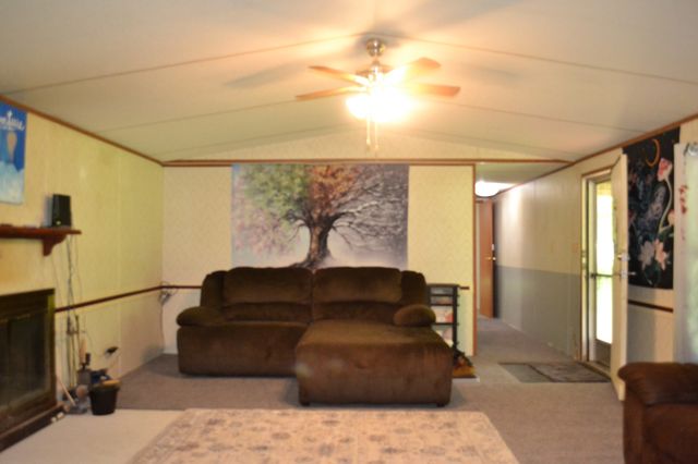 1557 Add Stafford Rd, Hilham, TN 38568