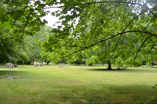 1557 Add Stafford Rd, Hilham, TN 38568