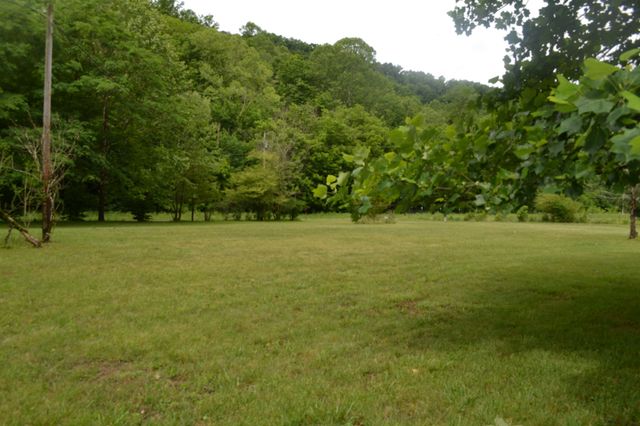 1557 Add Stafford Rd, Hilham, TN 38568