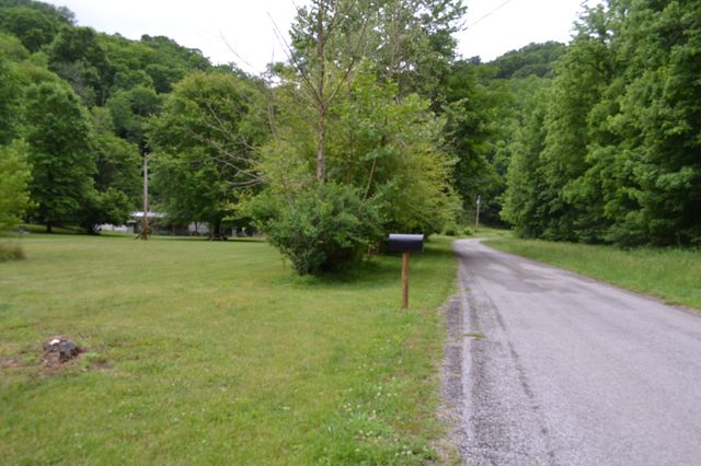 1557 Add Stafford Rd, Hilham, TN 38568