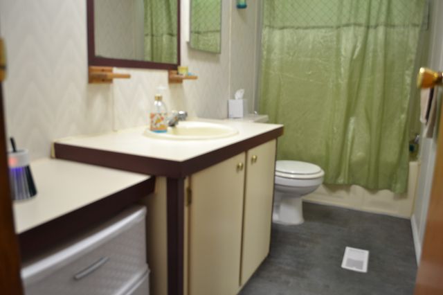 1557 Add Stafford Rd, Hilham, TN 38568