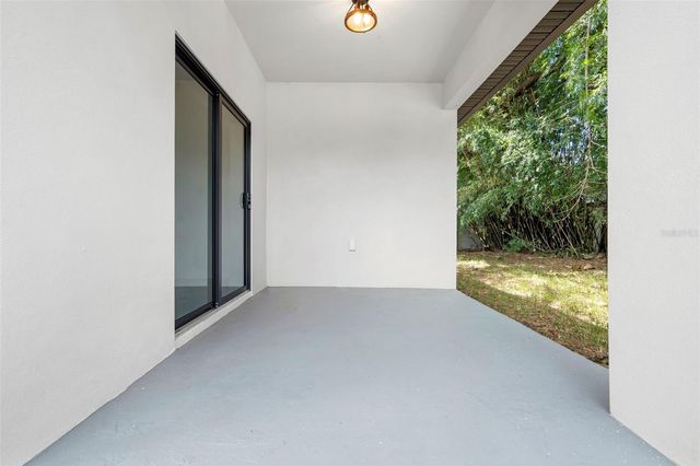 8522 N ASHLEY STREET, Tampa, FL 33604