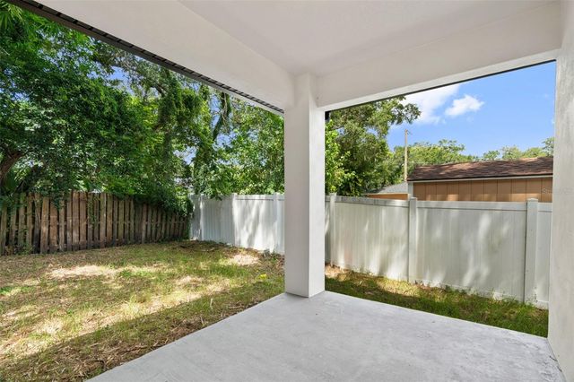 8522 N ASHLEY STREET, Tampa, FL 33604
